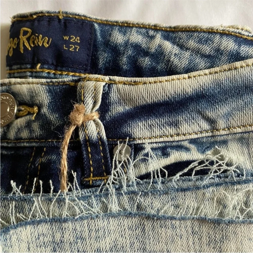 Indigo Rein NWT Super High Rise Straight Leg Above ankle Jeans Size (24X27)
